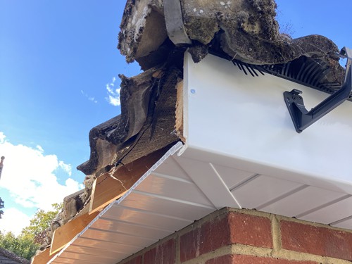 Roofer -fascias, soffits, guttering