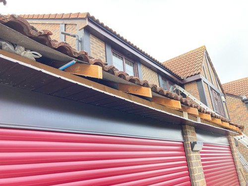 Roofer -fascias, soffits, guttering