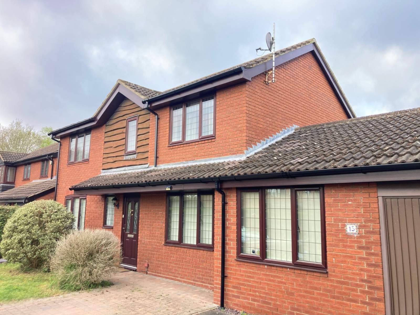 Roofer -fascias, soffits, guttering