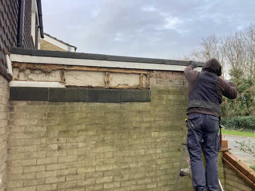 Roofer -fascias, soffits, guttering