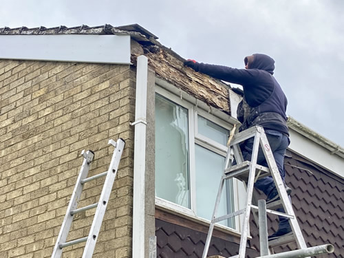 Roofer -fascias, soffits, guttering