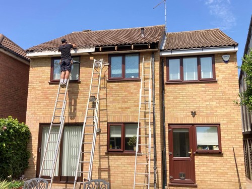 Roofer -fascias, soffits, guttering